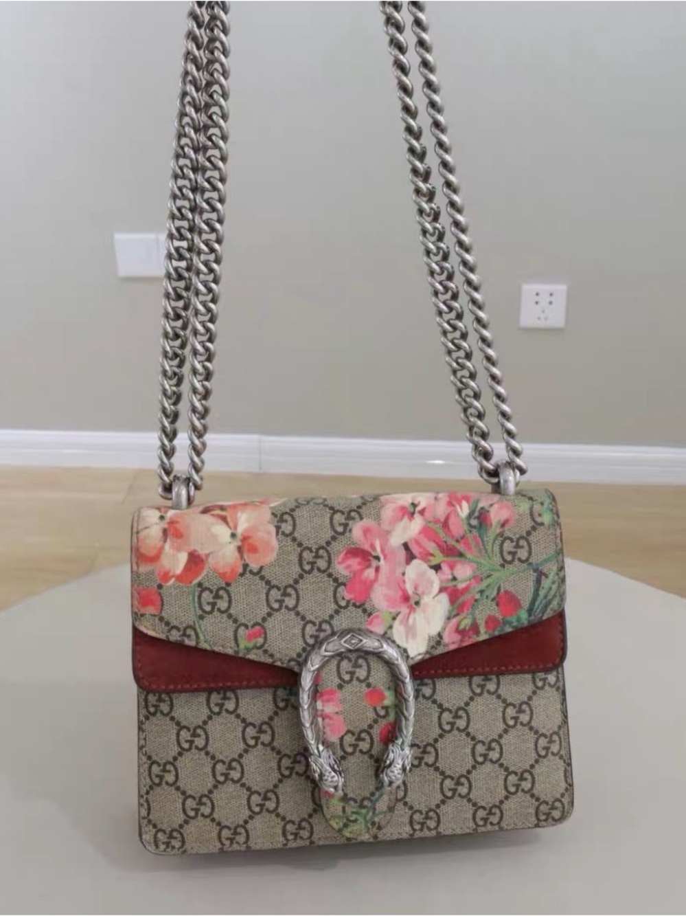 🚩steal Gucci Floral GG Supreme Crossbody Bag in Beige, Pink and Burgundy